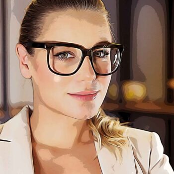 CFX--serious-businesswoman-4NNT3AHweb